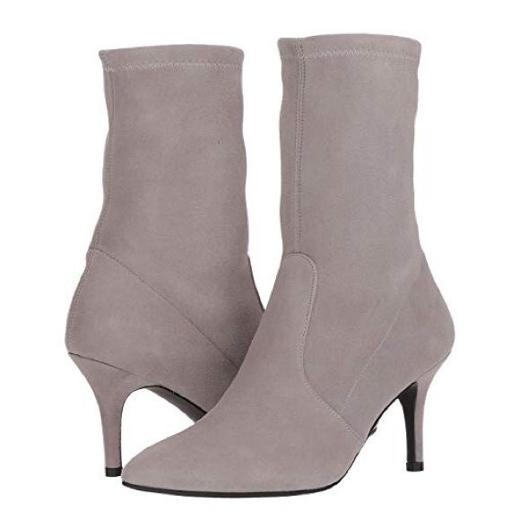 Stuart Weitzman Cling Kitten heel booties - Picture 5 of 8